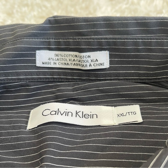 XXL Calvin Klein Shirt - Picture 2 of 3